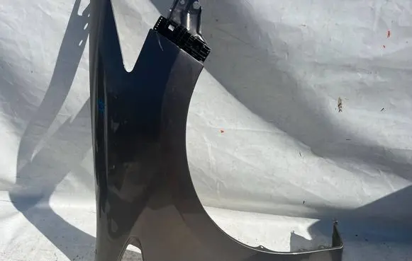 Honda Insight Fender