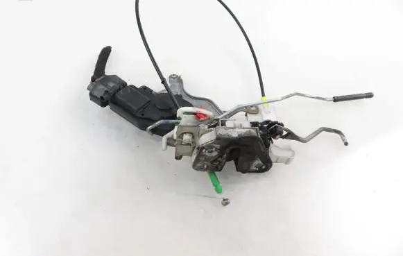 Peugeot 107 Front door lock