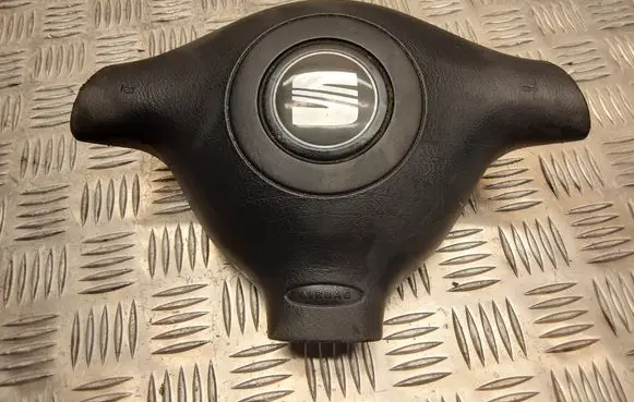 Seat Leon (1M) Steering wheel airbag 1M0880201M
