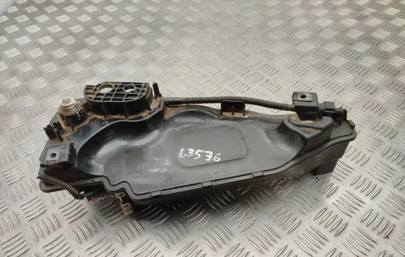 Citroen C4 Cactus AdBlue liquid reservoir 9815712580