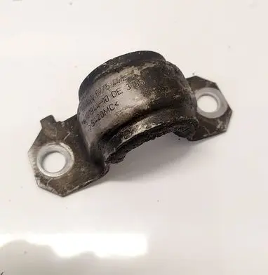 BMW 5 GT F07 Sway bar bush bracket, front 677544401