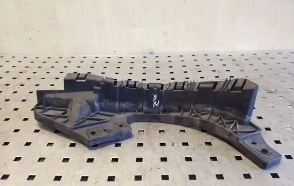 Subaru Forester SH Front bumper mounting bracket