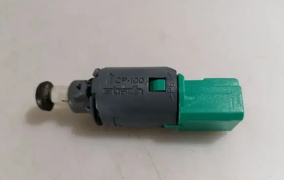 Renault Master III Brake pedal sensor switch 253250007R