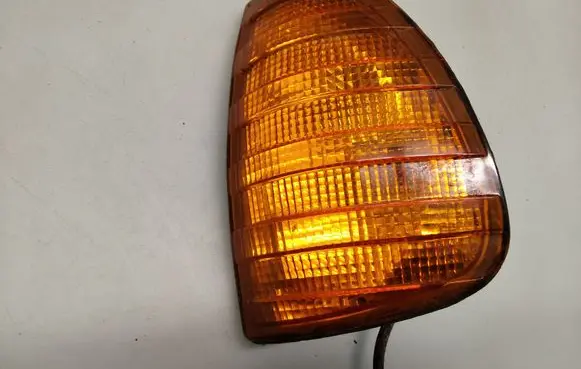 Mercedes-Benz W123 Front indicator light