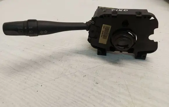 Nissan Almera N16 Indicator stalk 36852B