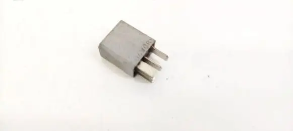 Mercedes-Benz Sprinter W901 W902 W903 W904 Other relay a0045452905