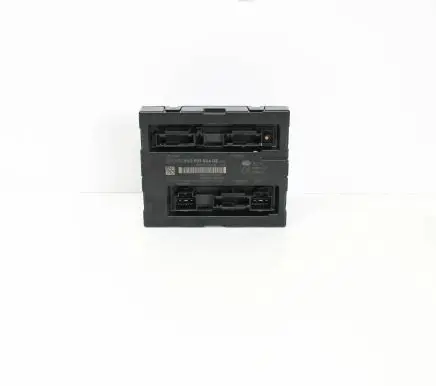 Audi A4 S4 B8 8K Central body control module 8K0907064DE