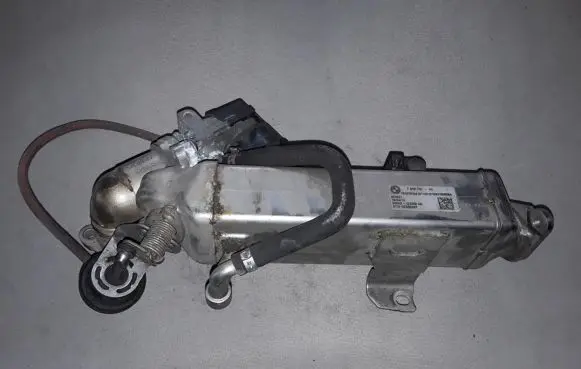 EGR valve cooler