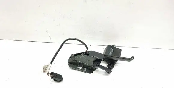 BMW 5 E39 Tailgate/trunk/boot lock/catch/latch 8238469 51248238469