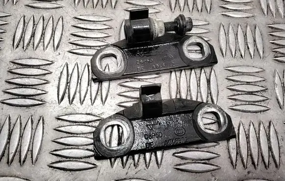 Front door hinge set
