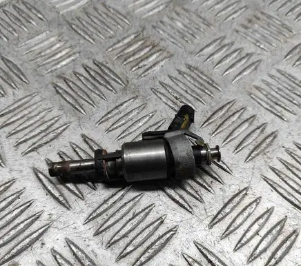Fuel injector