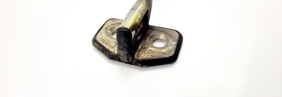 Volvo 850 Front door lock loop/hook striker 1372931