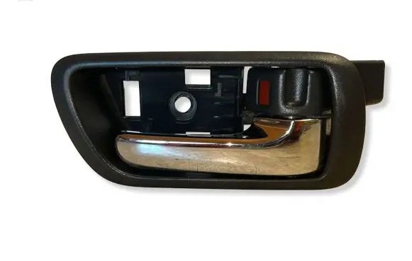 Toyota Corolla Verso AR10 Rear door interior handle 692050F010