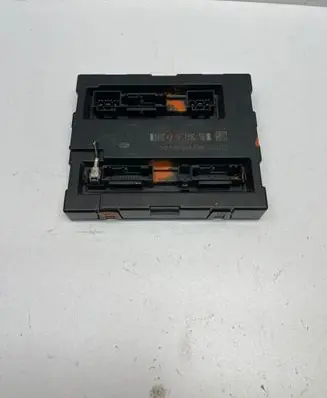Audi A4 S4 B8 8K Comfort/convenience module 8K0907064CC 5DK00991833