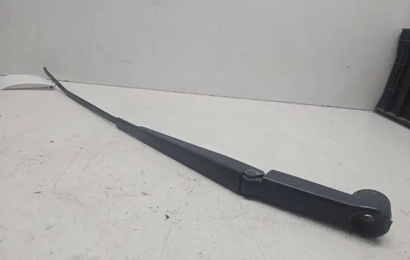 Citroen C4 I Picasso Front wiper blade arm 9686640680