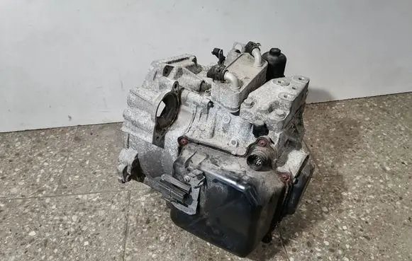 Seat Leon (5F) Automatic gearbox 02E301107