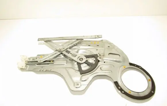 KIA Cerato Front window lifting mechanism without motor 824802F020