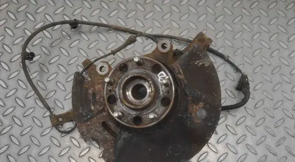 Hyundai Santa Fe Front wheel hub