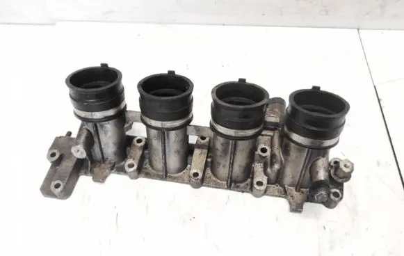 Alfa Romeo 147 Intake manifold