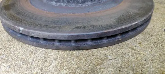 Subaru Impreza III Front brake disc