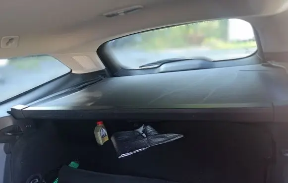 Ford Mondeo MK IV Parcel shelf load cover 