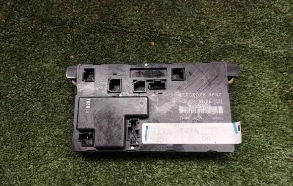 Mercedes-Benz E W211 Other control units/modules 2118200426