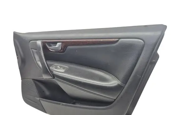 Volvo V70 Front door card panel trim 39961548