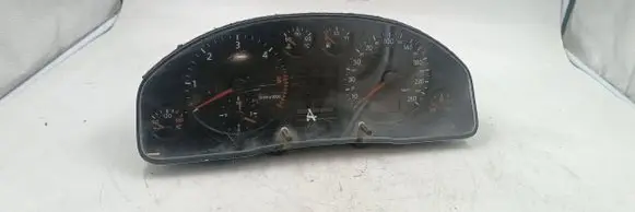 Audi A6 S6 C5 4B Speedometer (instrument cluster) 88311245