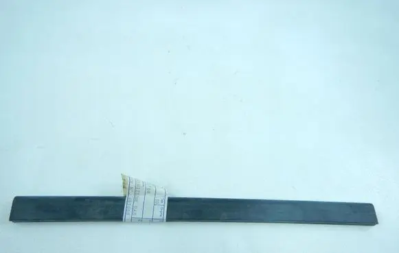 Saab 9000 CS Door glass rail 9263708