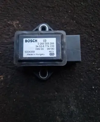 BMW 5 E60 E61 ESP acceleration yaw rate sensor 0265005266 5004359 34526774039