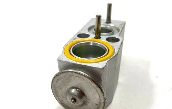 Volvo XC90 Air conditioning (A/C) expansion valve 31404339 HFC134A