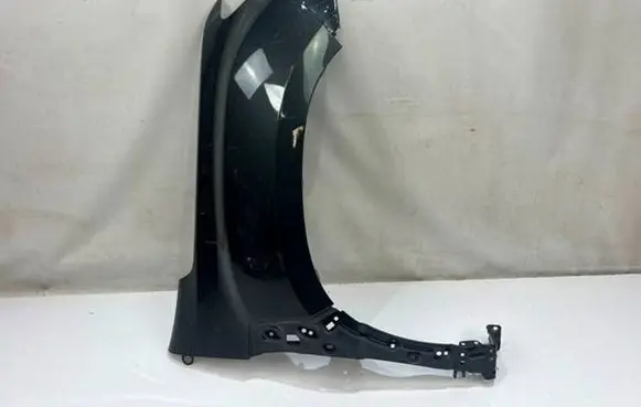 Dacia Duster II Fender
