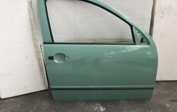 Skoda Fabia Mk1 (6Y) Front door 6Y0831056