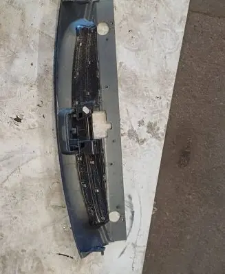 Peugeot Partner Front bumper upper radiator grill 9644758577
