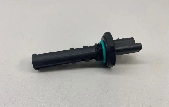 Ford Fiesta Fuel pressure sensor 2S6Q9J294BA 9660023380