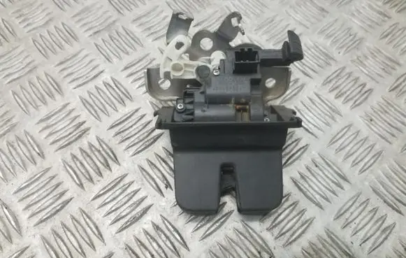 Audi Q5 SQ5 Tailgate/trunk/boot lock/catch/latch 8R0827505