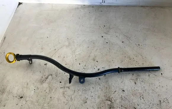 Skoda Rapid (NH) Oil level dip stick 