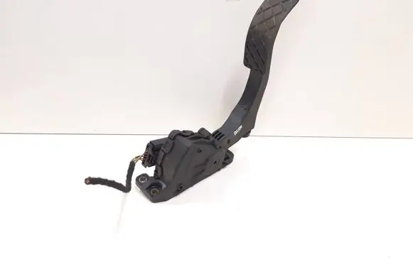 Audi A6 S6 C6 4F Accelerator throttle pedal 4F1723523A