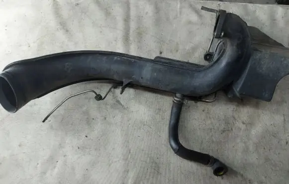 Ford Galaxy Turbo air intake inlet pipe/hose 6G919C623EJ 4616125979