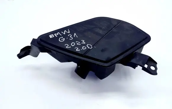 BMW 5 G30 G31 G38 Intake resonator 8591849
