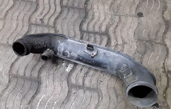 Ford Transit Air intake hose/pipe 6C119R504C