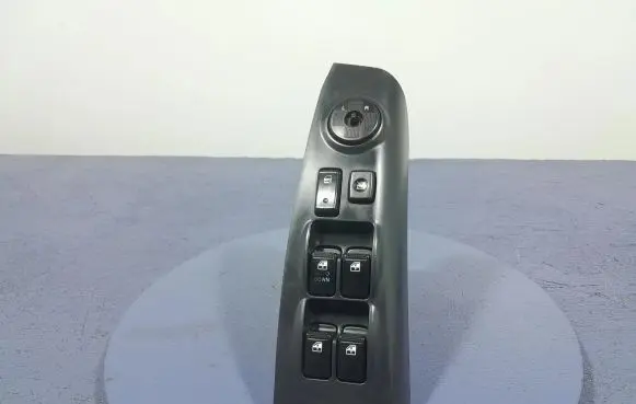 KIA Sportage Electric window control switch 483493-1110