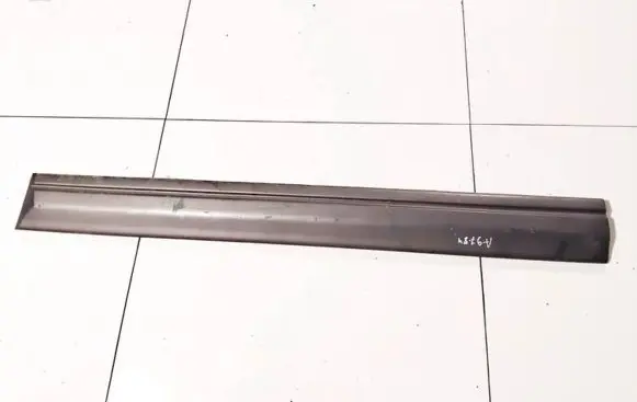 Chrysler Town Country II Front sill trim cover 4576750 3780-01a