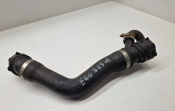 BMW 5 E60 E61 Engine coolant pipe/hose 7789723
