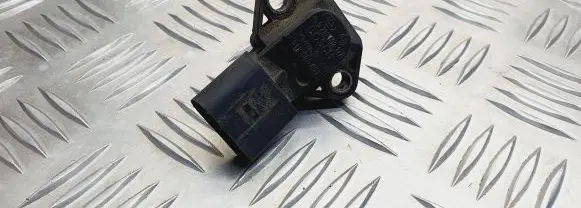Volkswagen PASSAT B5 Air pressure sensor 038906651 0281002177