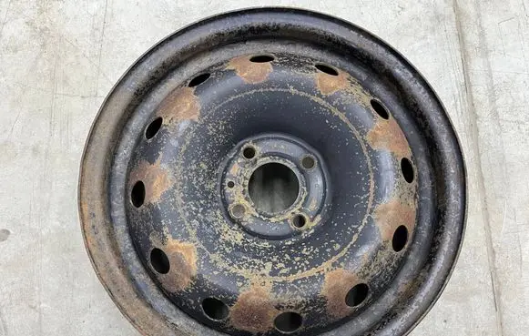 Renault Megane II R15 steel rim 