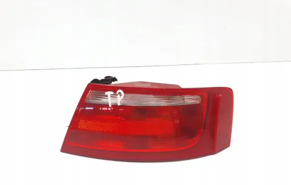 Audi A5 8T 8F Rear/tail lights 8T0945096