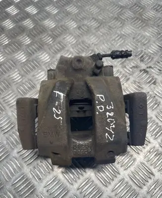 BMW X3 F25 Front brake caliper 6790922