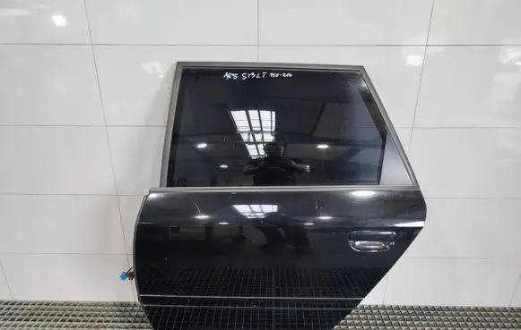 Audi A6 S6 C5 4B Rear door