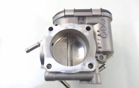 Volkswagen Touran I Throttle valve 06A133062A